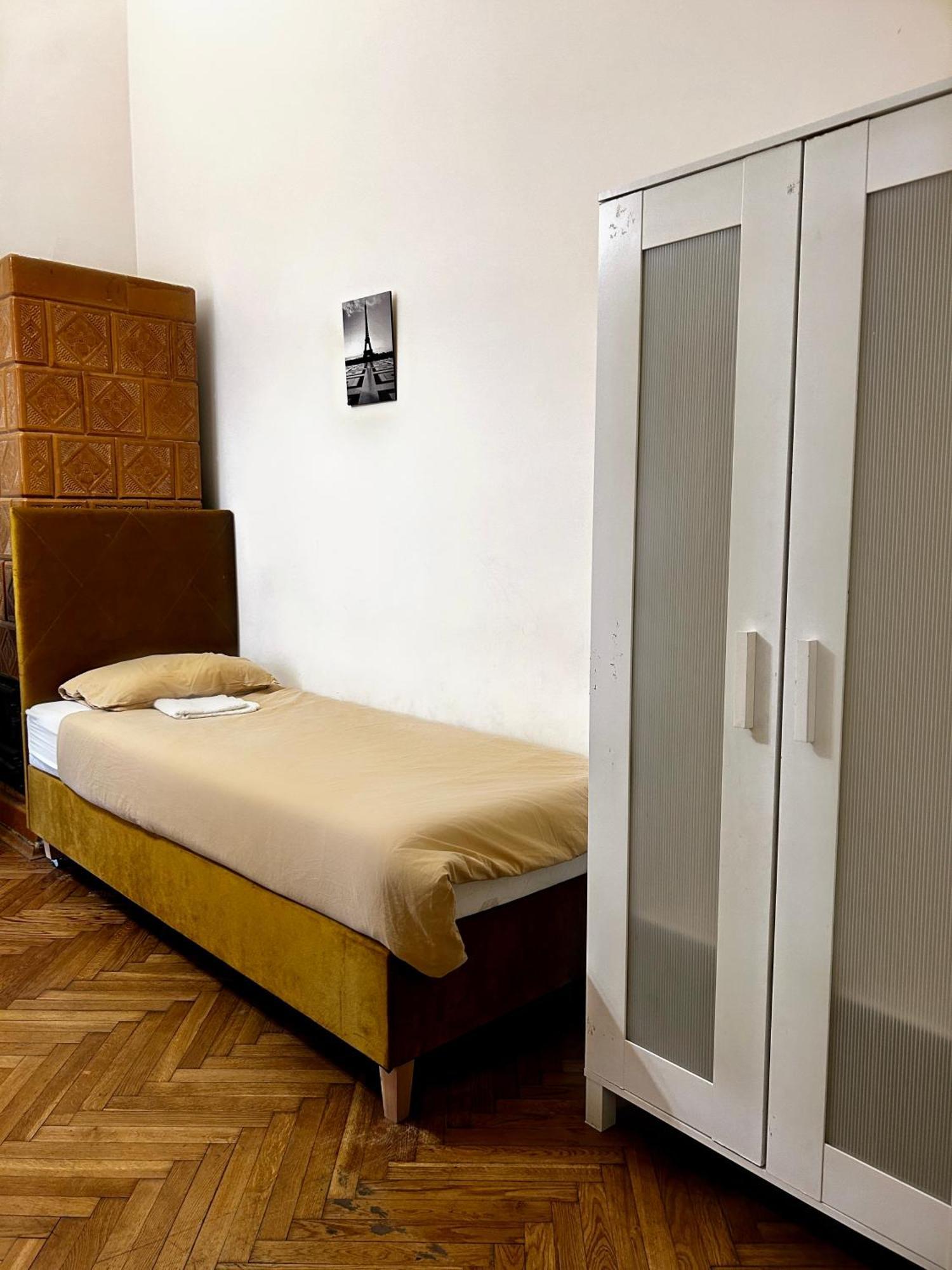 Harmony Aparthotel Краков Экстерьер фото